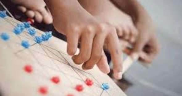 Komunikasi Dealer dan Pengaruhnya pada Suasana Permainan